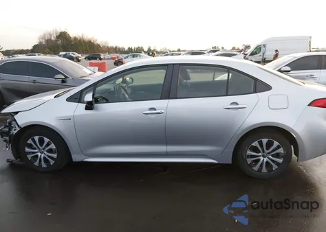 2021 Toyota Corolla Hybrid Le z USA, uszkodzony, nr VIN JTDEAMDEXMJ034141